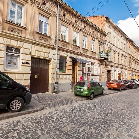 Near Opera Apartment Lwów Zewnętrze zdjęcie